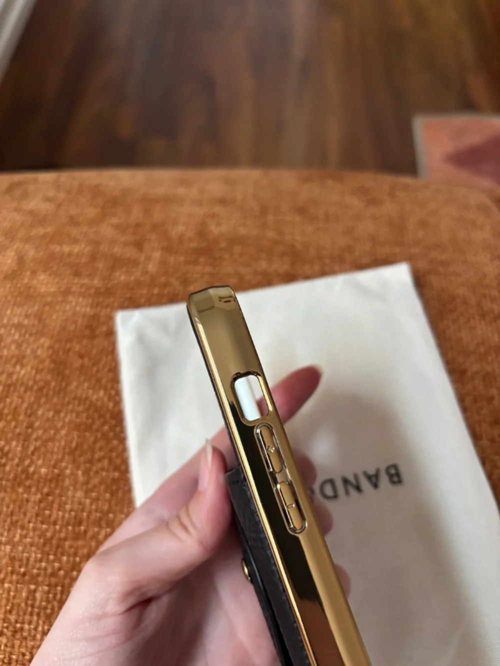 ✨LIKE NEW Bandolier Hailey Chrome Crossbody iPhone 15 case in Black Chrome/Gold
